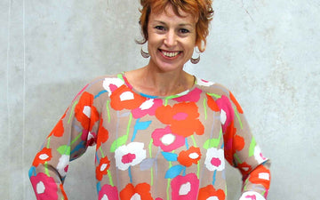 How to sew a neckline with bias tape