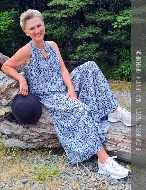 Flow dress size 14 blue rayon