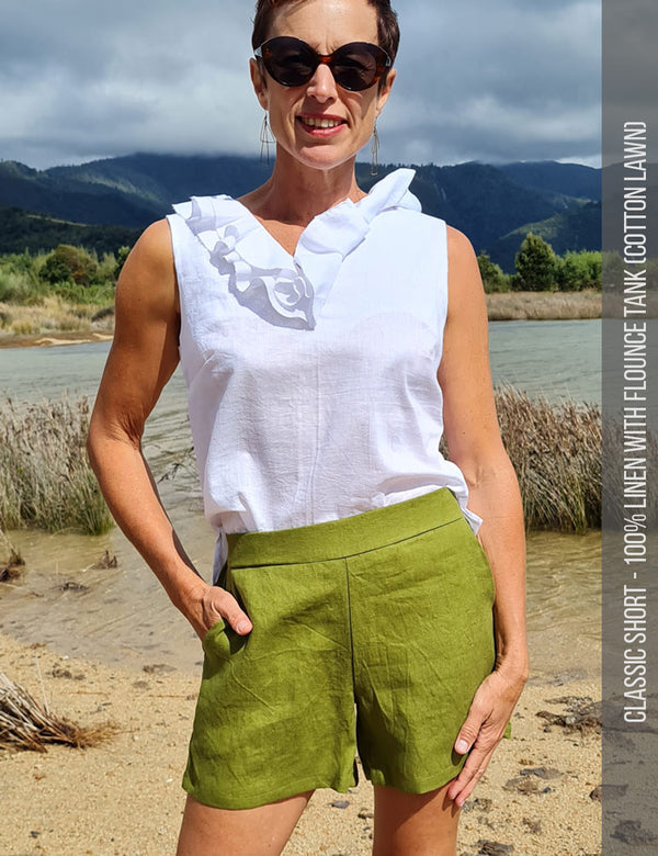 Pull on short sewing pattern for women